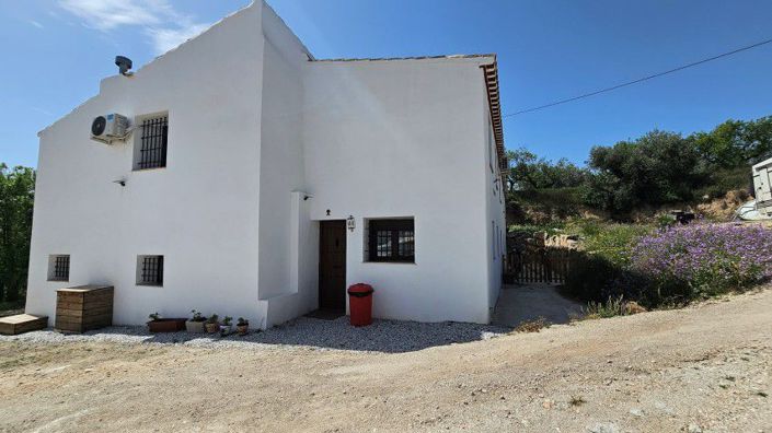 Image No.9-7 Bed Country House for sale