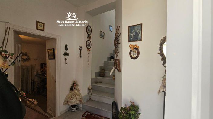 Image No.5-Maison de ville de 5 chambres à vendre à Lúcar