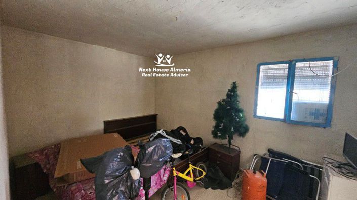 Image No.12-2 Bed Country House for sale