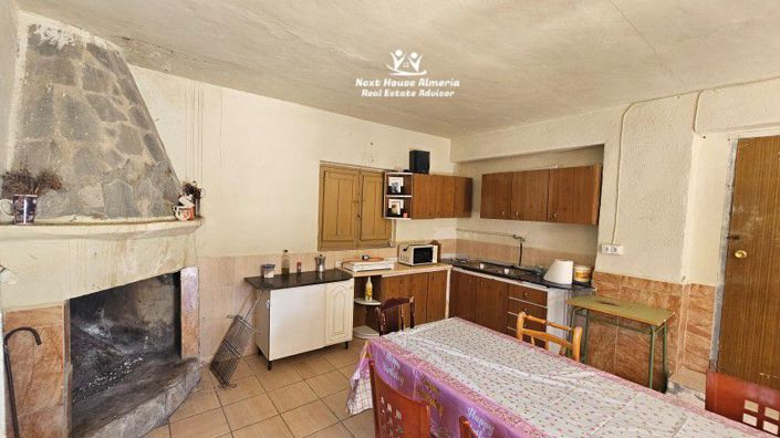 Image No.14-2 Bed Country House for sale