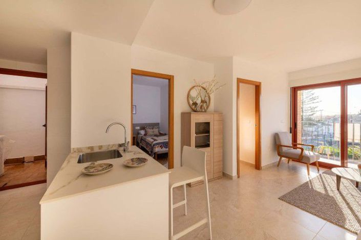 Image No.7-2 Bed Apartment for sale