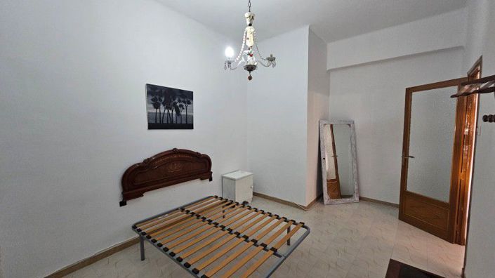 Image No.12-3 Bed Townhouse for sale
