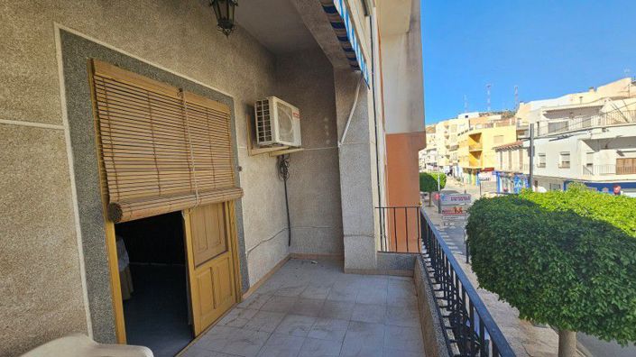 Image No.22-3 Bed Townhouse for sale