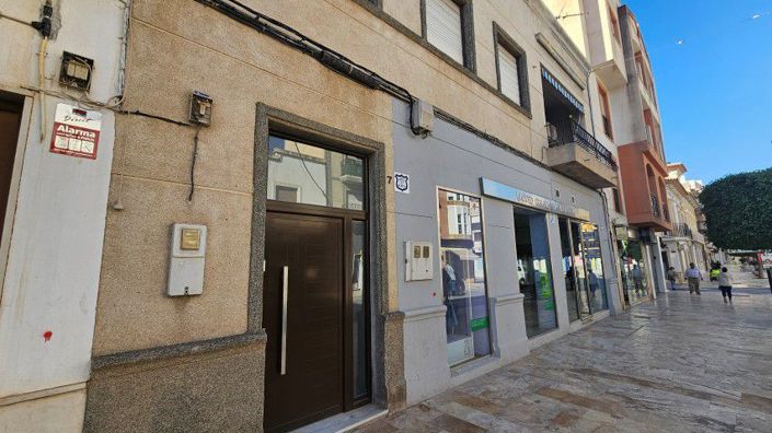 Image No.4-3 Bed Townhouse for sale