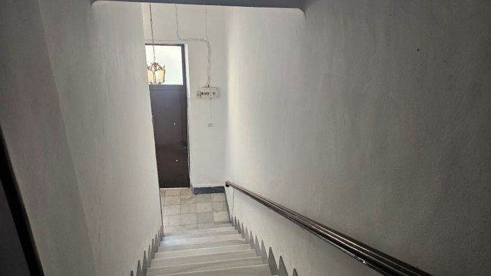 Image No.51-3 Bed Townhouse for sale