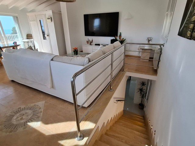 Image No.34-4 Bed Villa for sale