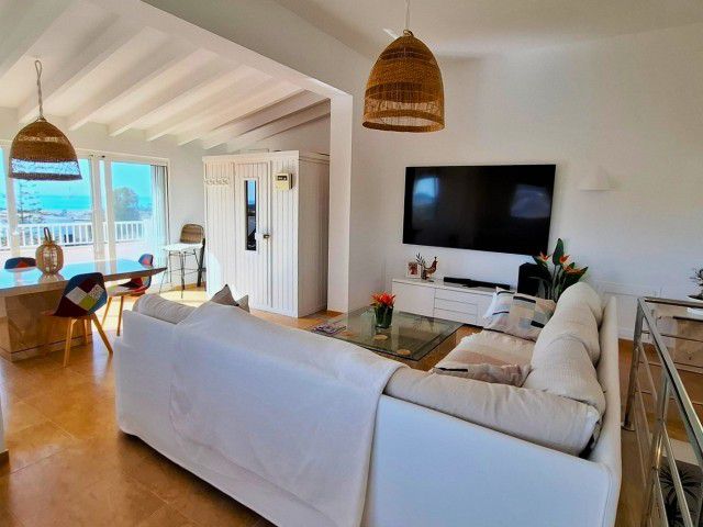 Image No.38-4 Bed Villa for sale