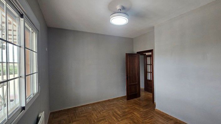 Image No.24-3 Bed Villa for sale