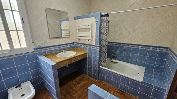 Image No.28-3 Bed Villa for sale