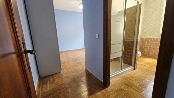 Image No.34-3 Bed Villa for sale