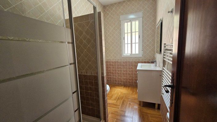 Image No.35-3 Bed Villa for sale