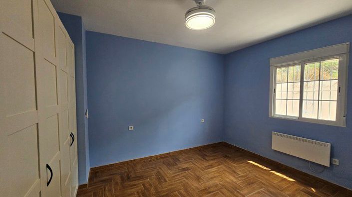 Image No.39-3 Bed Villa for sale