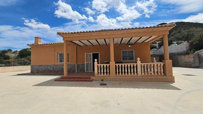 Image No.7-3 Bed Villa for sale
