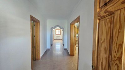 981871128310