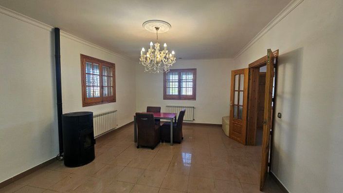 Image No.19-4 Bed Country House for sale