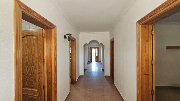 Image No.29-4 Bed Country House for sale