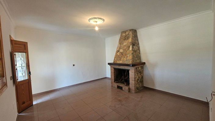 Image No.38-4 Bed Country House for sale