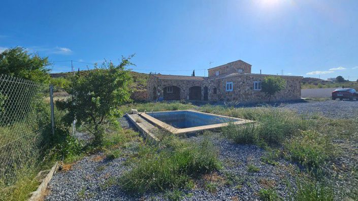 Image No.49-4 Bed Country House for sale