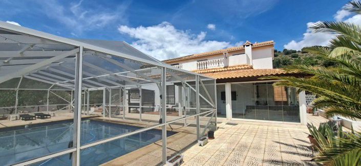 Image No.3-4 Bed Country House for sale