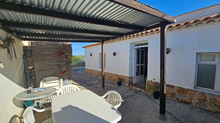Image No.6-2 Bed Townhouse for sale