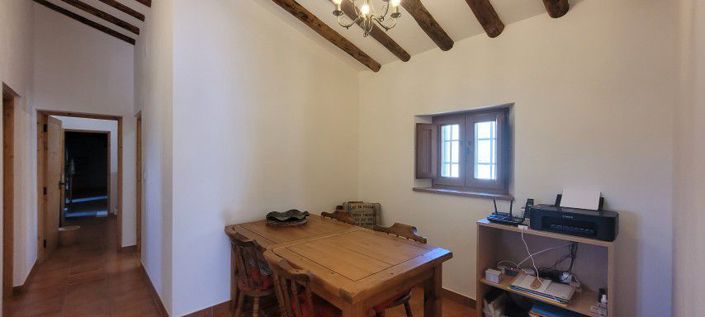 Image No.17-7 Bed Country House for sale