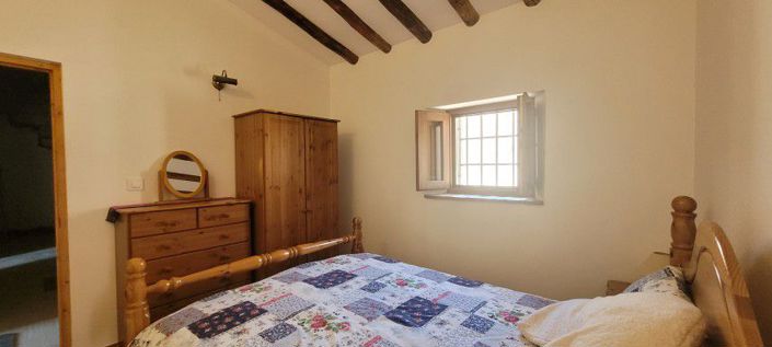 Image No.29-7 Bed Country House for sale