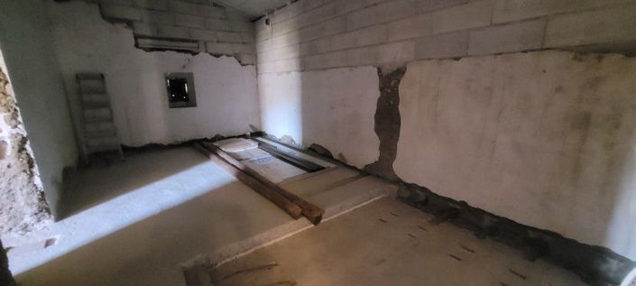 Image No.31-7 Bed Country House for sale