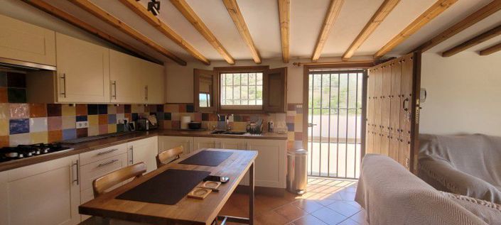 Image No.38-7 Bed Country House for sale