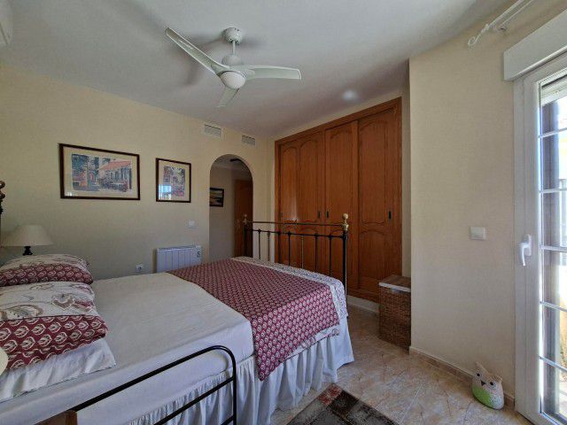 Image No.26-4 Bed Villa for sale