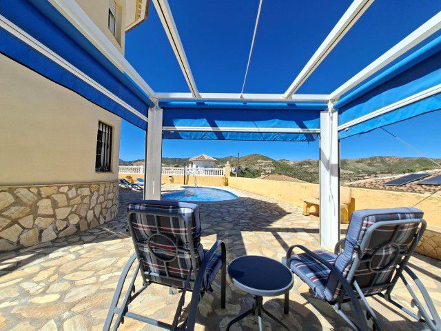 Image No.4-4 Bed Villa for sale