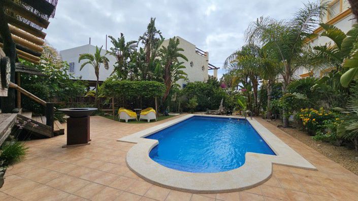 Image No.12-3 Bed Villa for sale