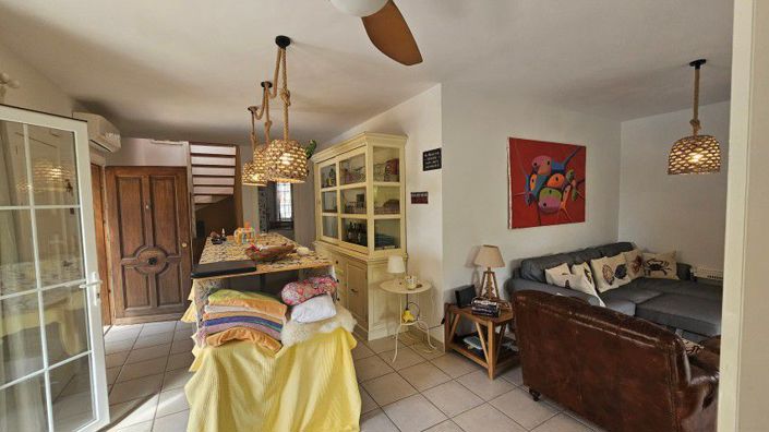 Image No.18-3 Bed Villa for sale