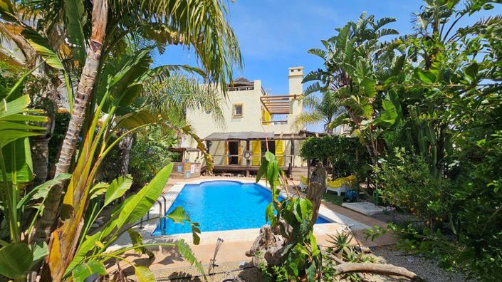 Image No.3-3 Bed Villa for sale