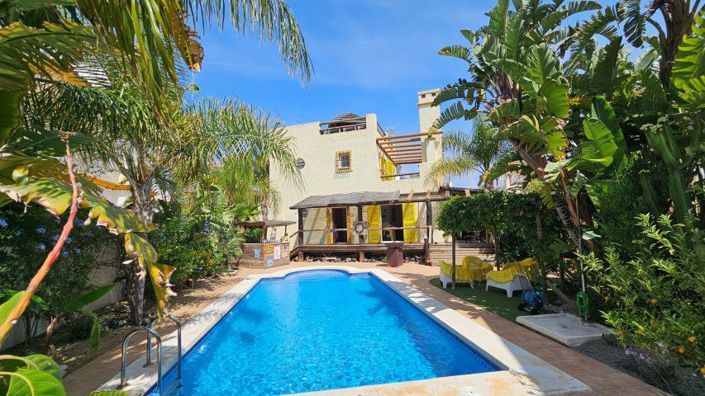 Image No.5-3 Bed Villa for sale
