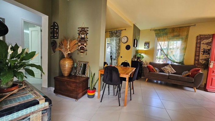 Image No.18-2 Bed Apartment for sale
