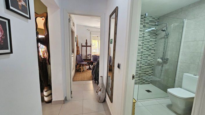 Image No.24-2 Bed Apartment for sale