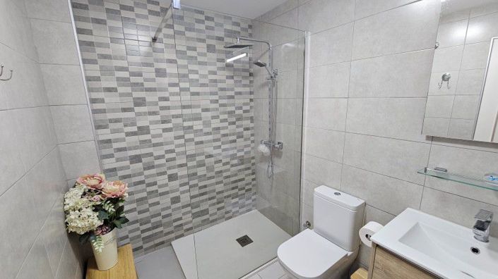 Image No.26-2 Bed Apartment for sale