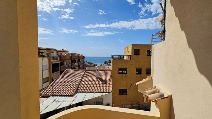 Image No.40-2 Bed Apartment for sale