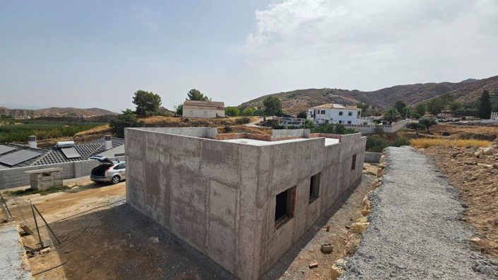 Image No.22-3 Bed Villa for sale