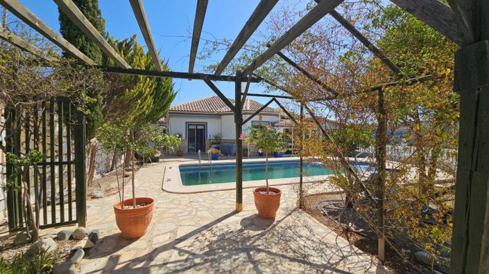 Image No.17-3 Bed Villa for sale