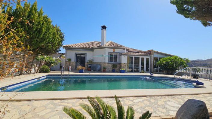 Image No.3-3 Bed Villa for sale
