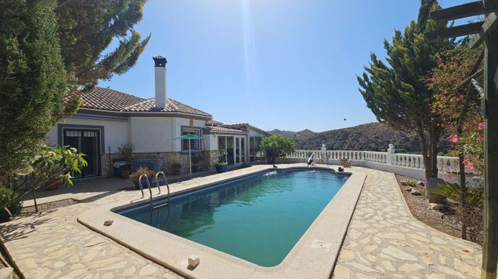 Image No.4-3 Bed Villa for sale