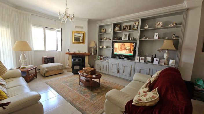 Image No.34-3 Bed Villa for sale
