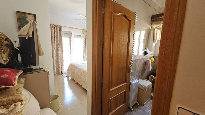 Image No.39-3 Bed Villa for sale