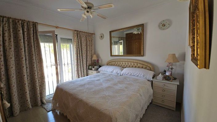 Image No.40-3 Bed Villa for sale