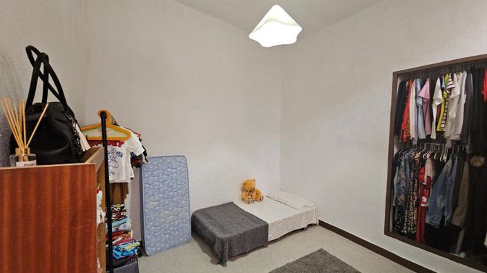 Image No.50-7 Bed Townhouse for sale