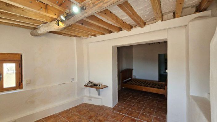 Image No.22-3 Bed Townhouse for sale