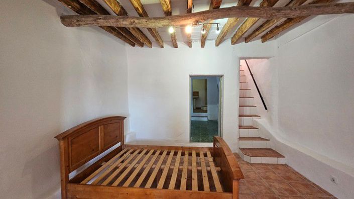 Image No.23-3 Bed Townhouse for sale