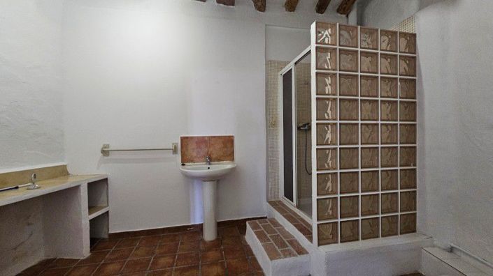 Image No.25-3 Bed Townhouse for sale