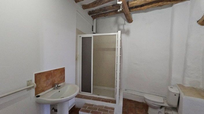 Image No.27-3 Bed Townhouse for sale